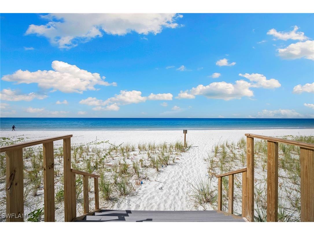 2885 Gulf Shore Boulevard N #304 Naples FL 34103 225077388 image16