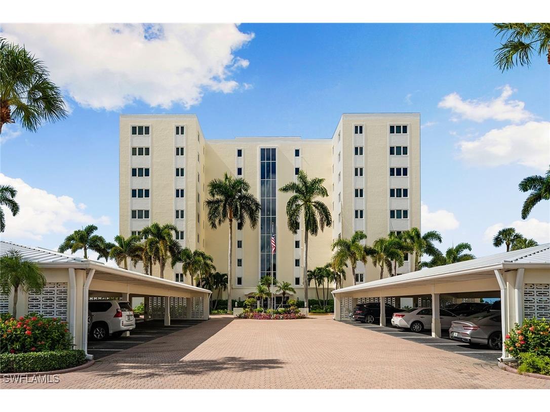 2885 Gulf Shore Boulevard N #304 Naples FL 34103 225077388 image18