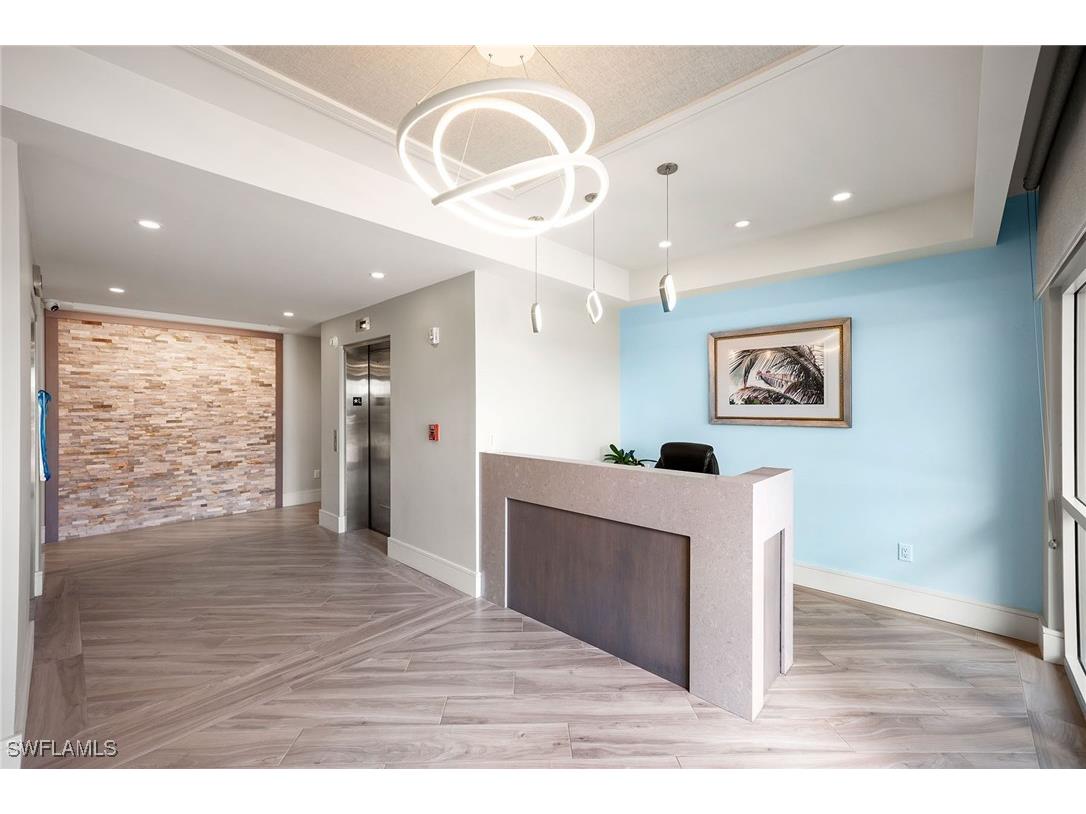 2885 Gulf Shore Boulevard N #304 Naples FL 34103 225077388 image20