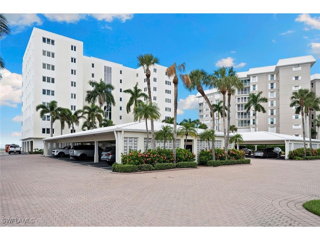 2885 Gulf Shore Boulevard N #304 Naples FL 34103 225077388 image22