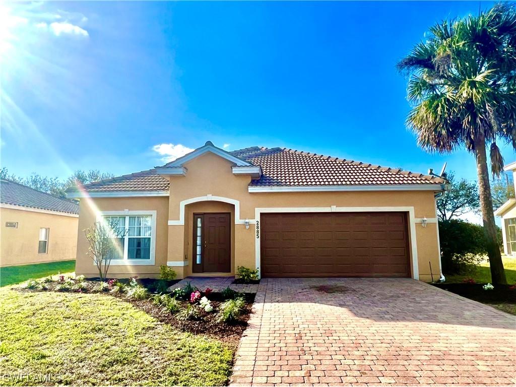 2885 Inlet Cove Lane W Naples FL 34120 223042313 image1