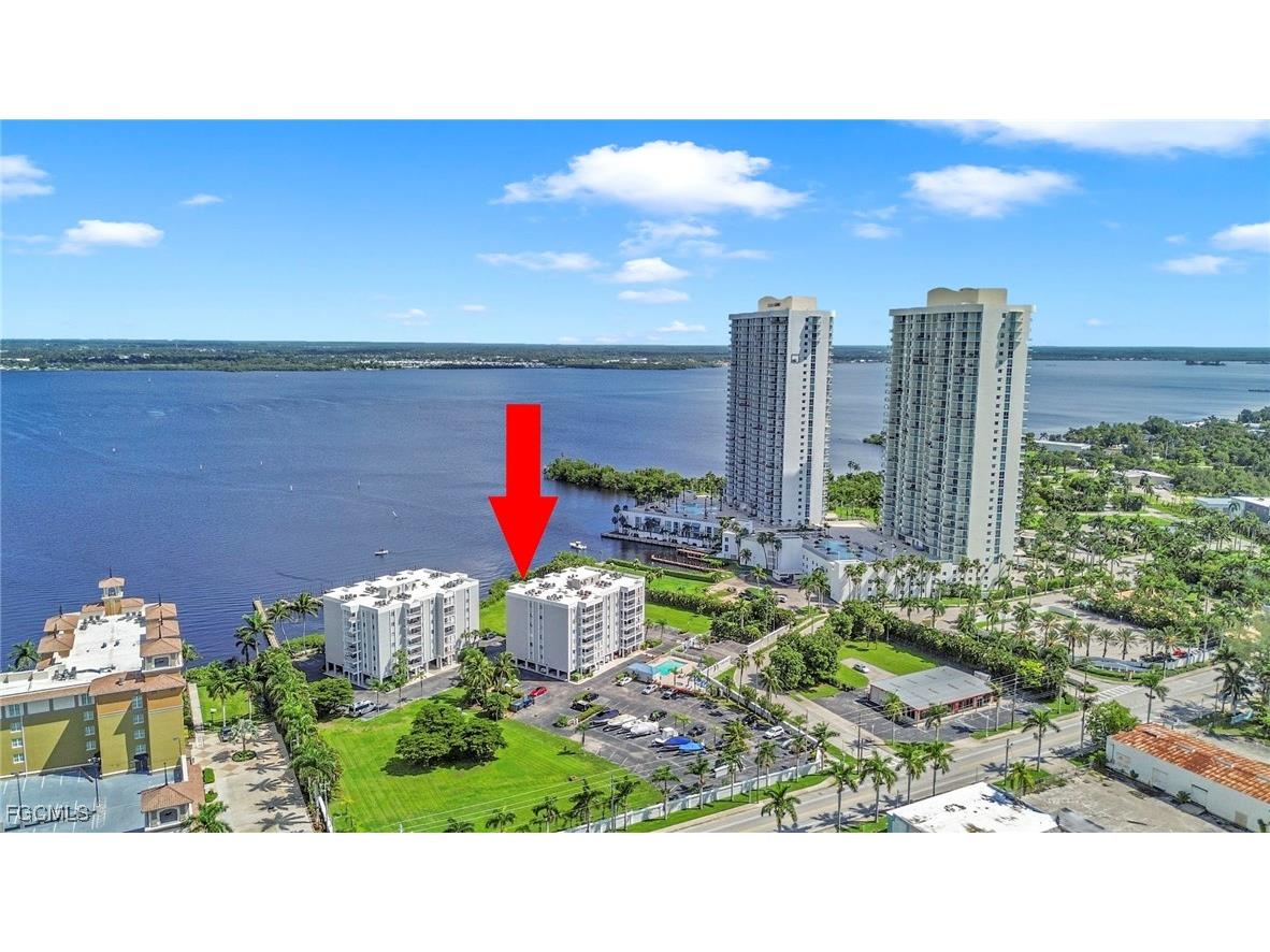 2885 Palm Beach Boulevard #101 Fort Myers FL 33916 2025001670 image1
