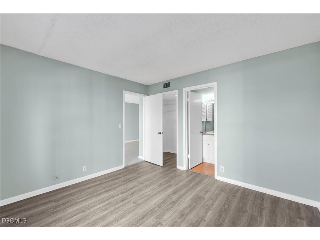 2885 Palm Beach Boulevard #101 Fort Myers FL 33916 2025001670 image14