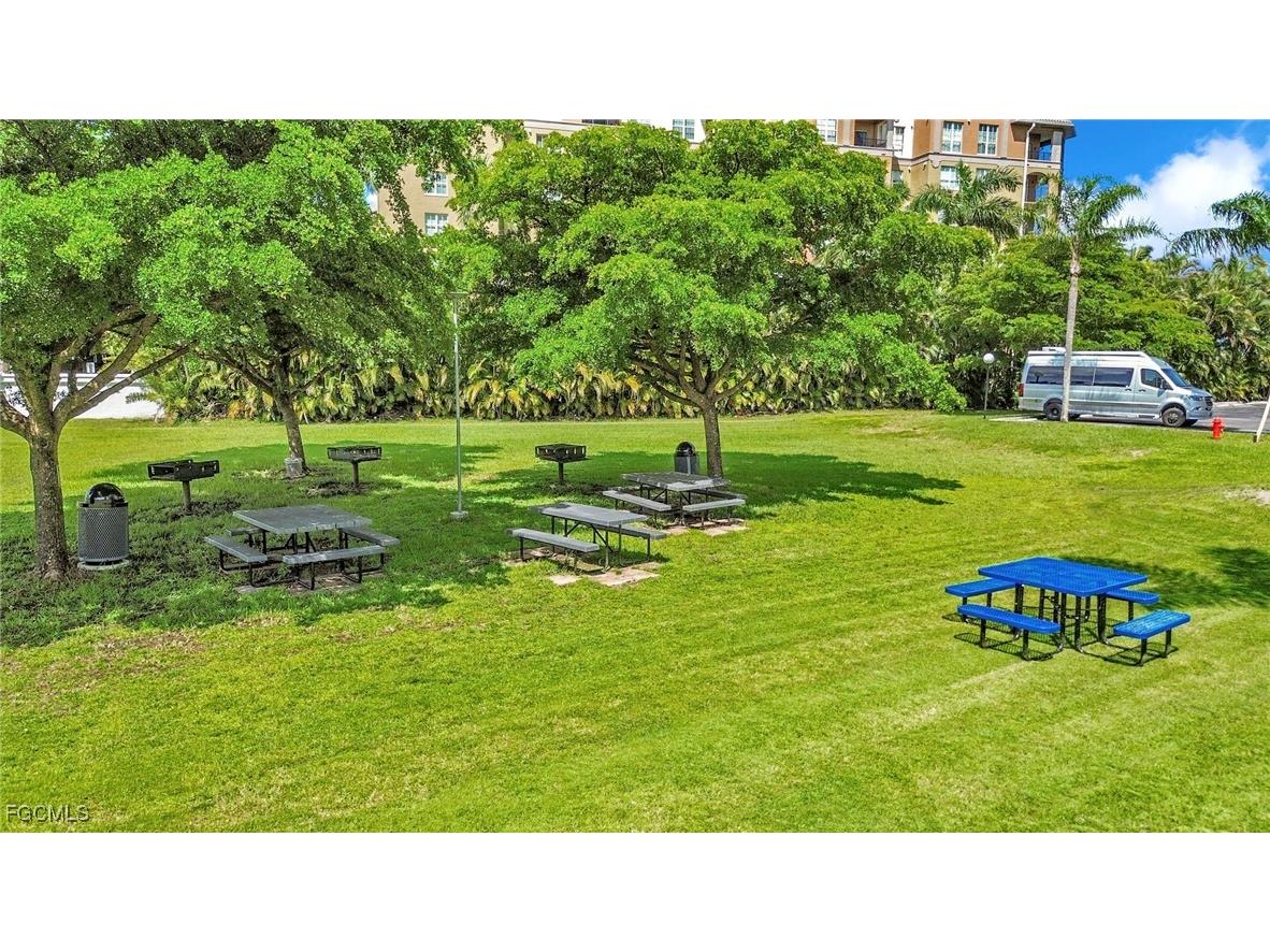 2885 Palm Beach Boulevard #101 Fort Myers FL 33916 2025001670 image28