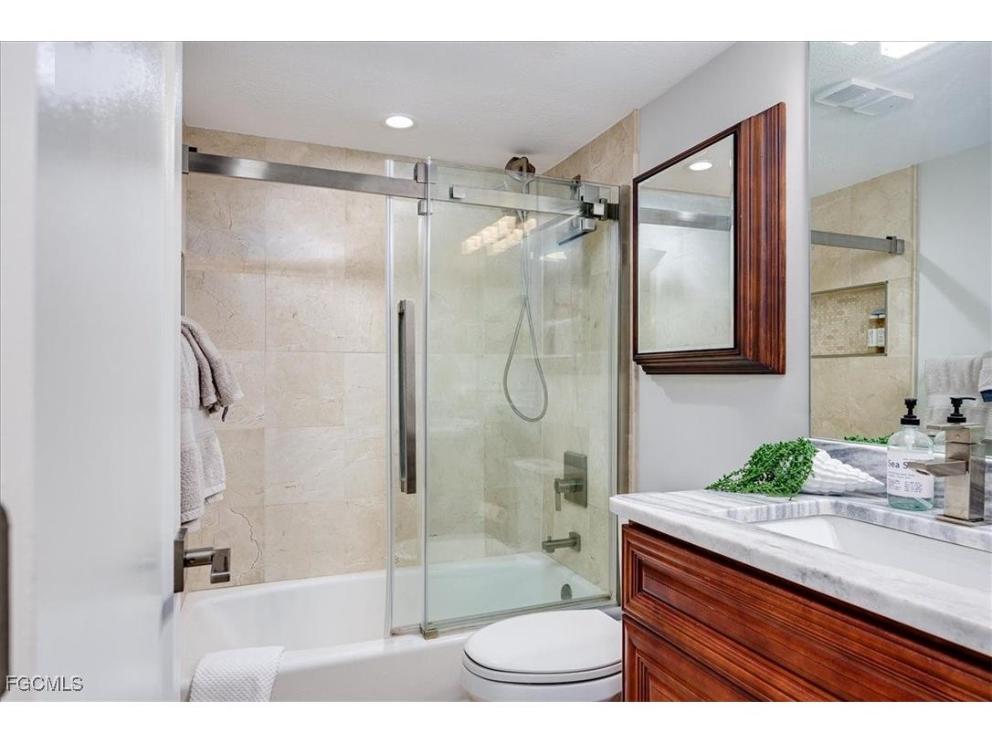 2885 Palm Beach Boulevard #305 Fort Myers FL 33916 2025009725 image16