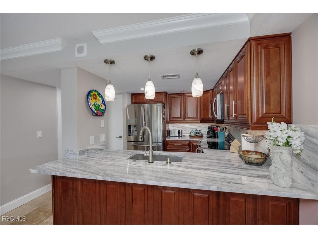 2885 Palm Beach Boulevard #305 Fort Myers FL 33916 2025009725 image5