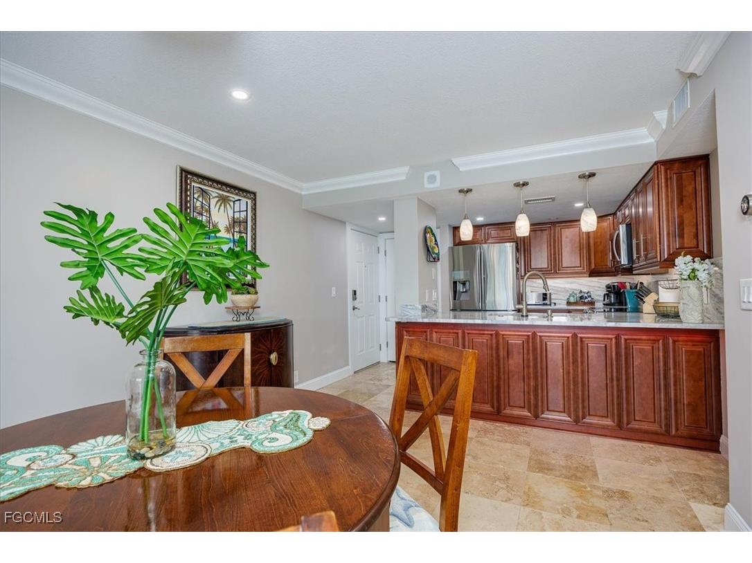 2885 Palm Beach Boulevard #305 Fort Myers FL 33916 2025009725 image6