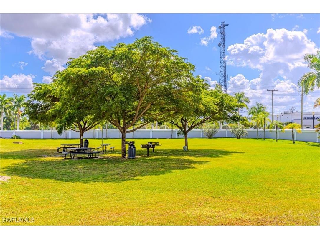 2885 Palm Beach Boulevard #307 Fort Myers FL 33916 225077042 image30