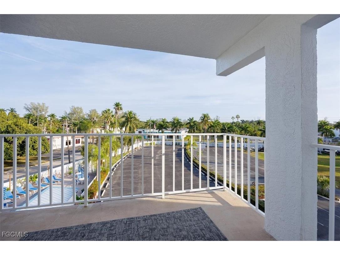 2885 Palm Beach Boulevard #308 Fort Myers FL 33916 2025024967 image6