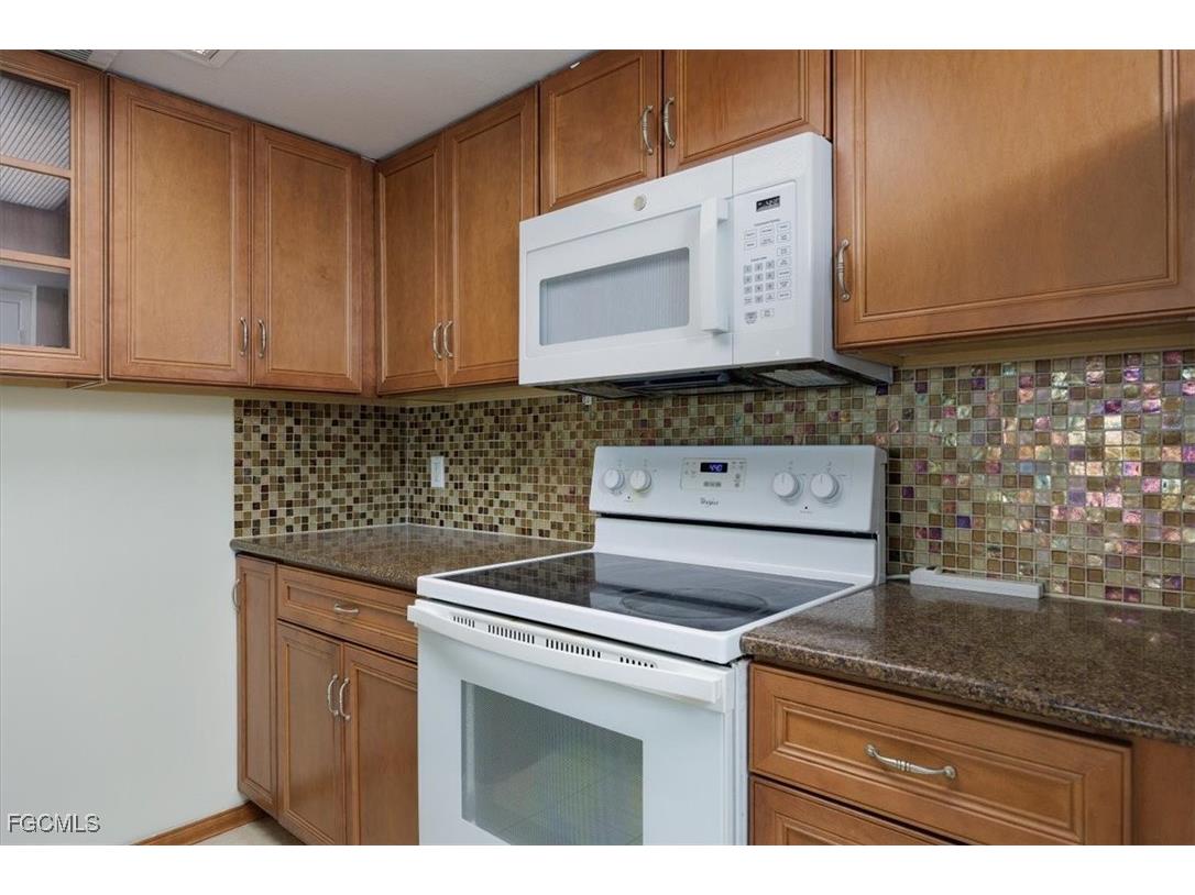 2885 Palm Beach Boulevard #308 Fort Myers FL 33916 2025024967 image9