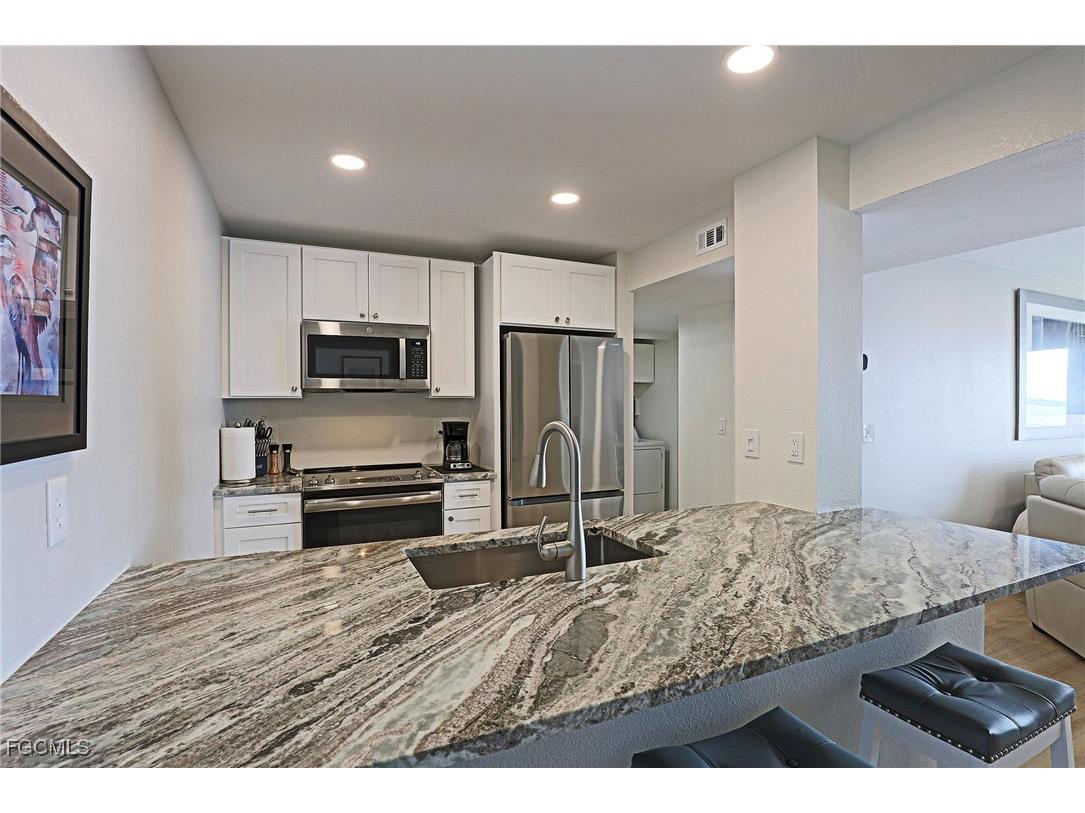 2885 Palm Beach Boulevard #502 Fort Myers FL 33916 2025014501 image6