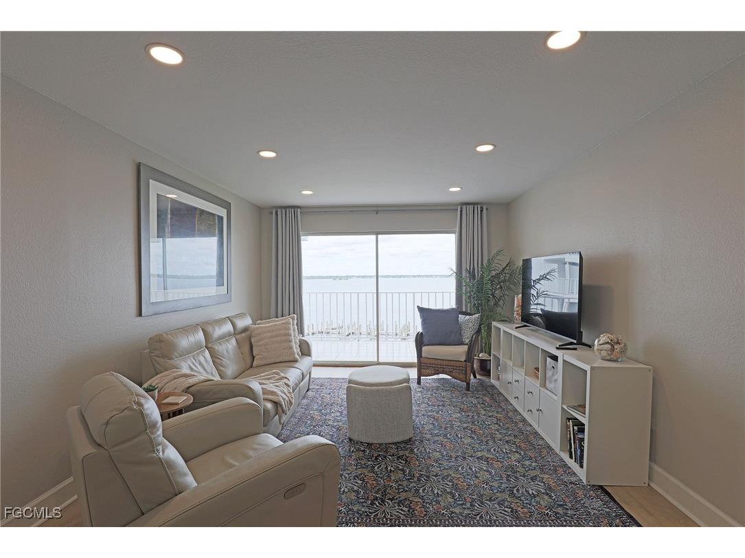 2885 Palm Beach Boulevard #502 Fort Myers FL 33916 2025014501 image9