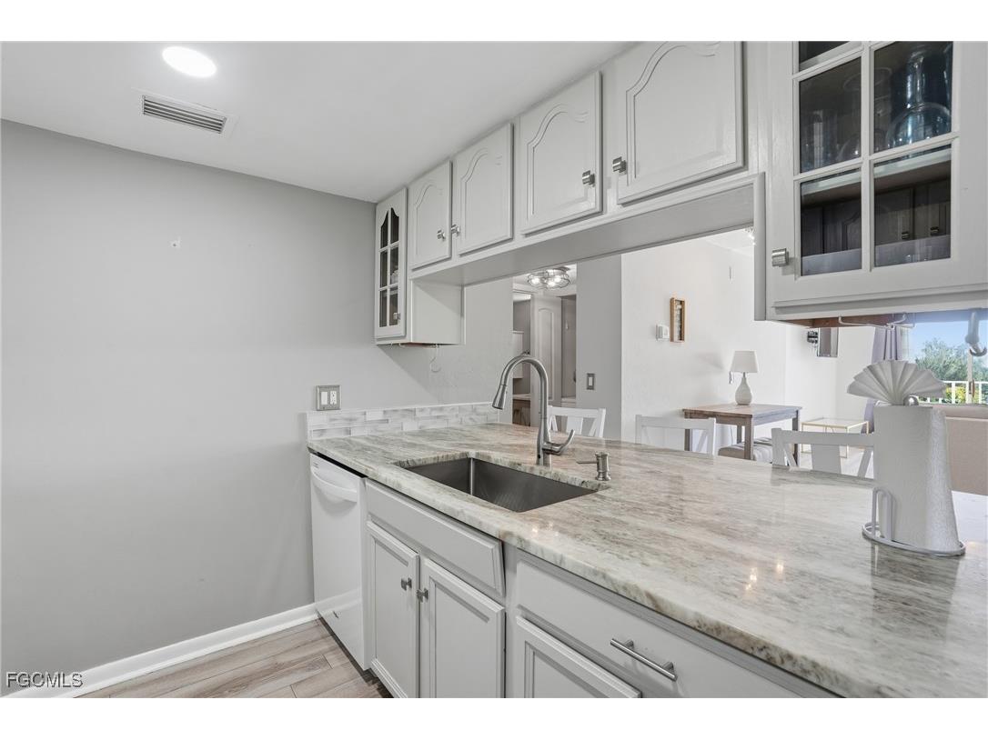 2885 Palm Beach Boulevard #505 Fort Myers FL 33916 2026000404 image15