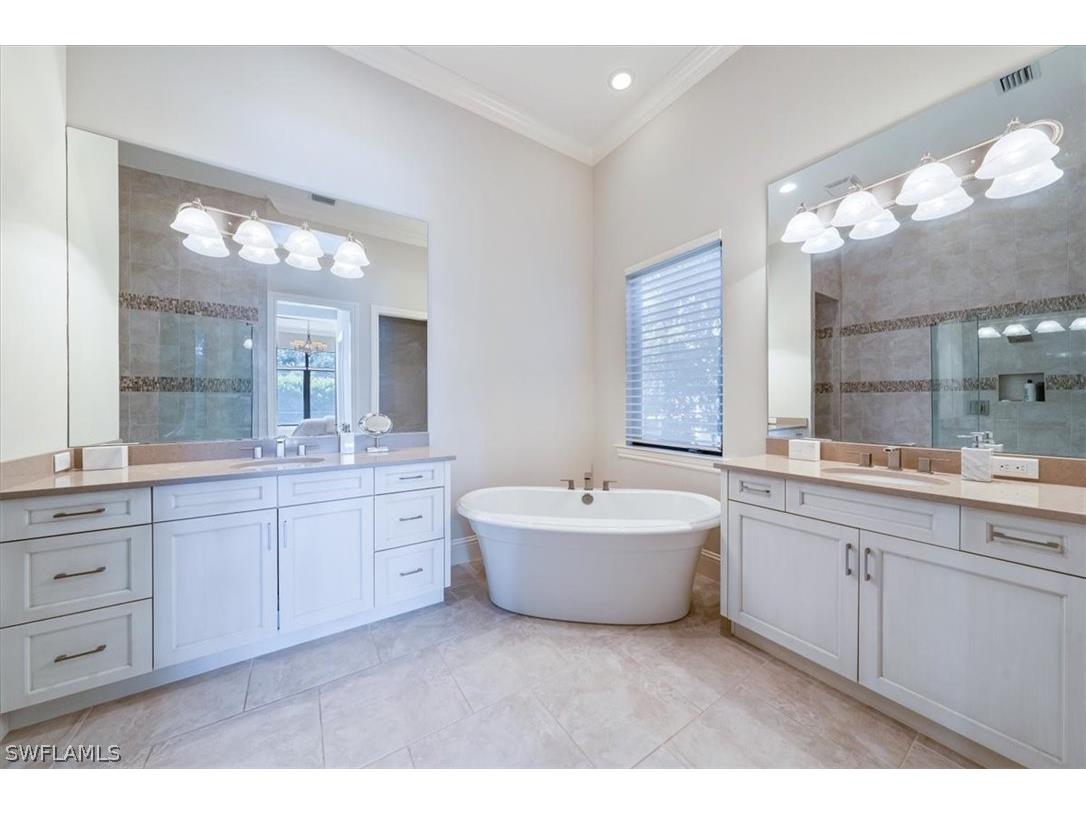 28854 Blaisdell Drive Naples FL 34119 226007780 image20