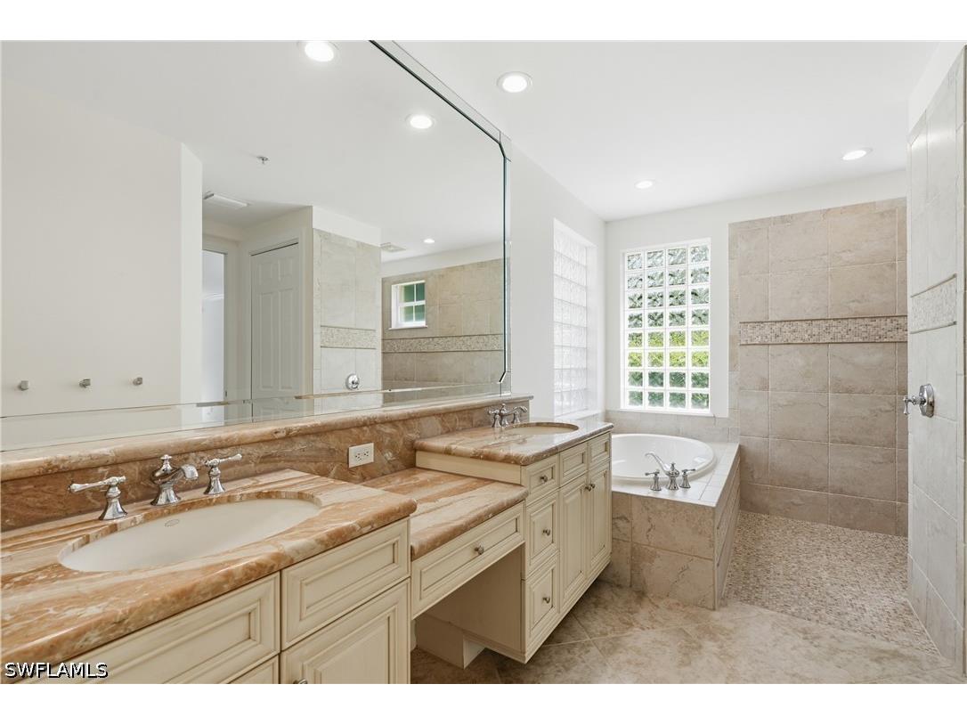 2886 Castillo Court #101 Naples FL 34109 226026555 image21