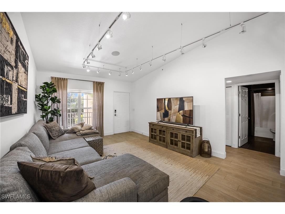 28871 Bermuda Lago Court #304 Bonita Springs FL 34134 226001488 image5