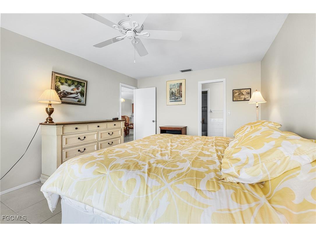 2888 Oleander Street #C4 Saint James City FL 33956 2025021066 image16