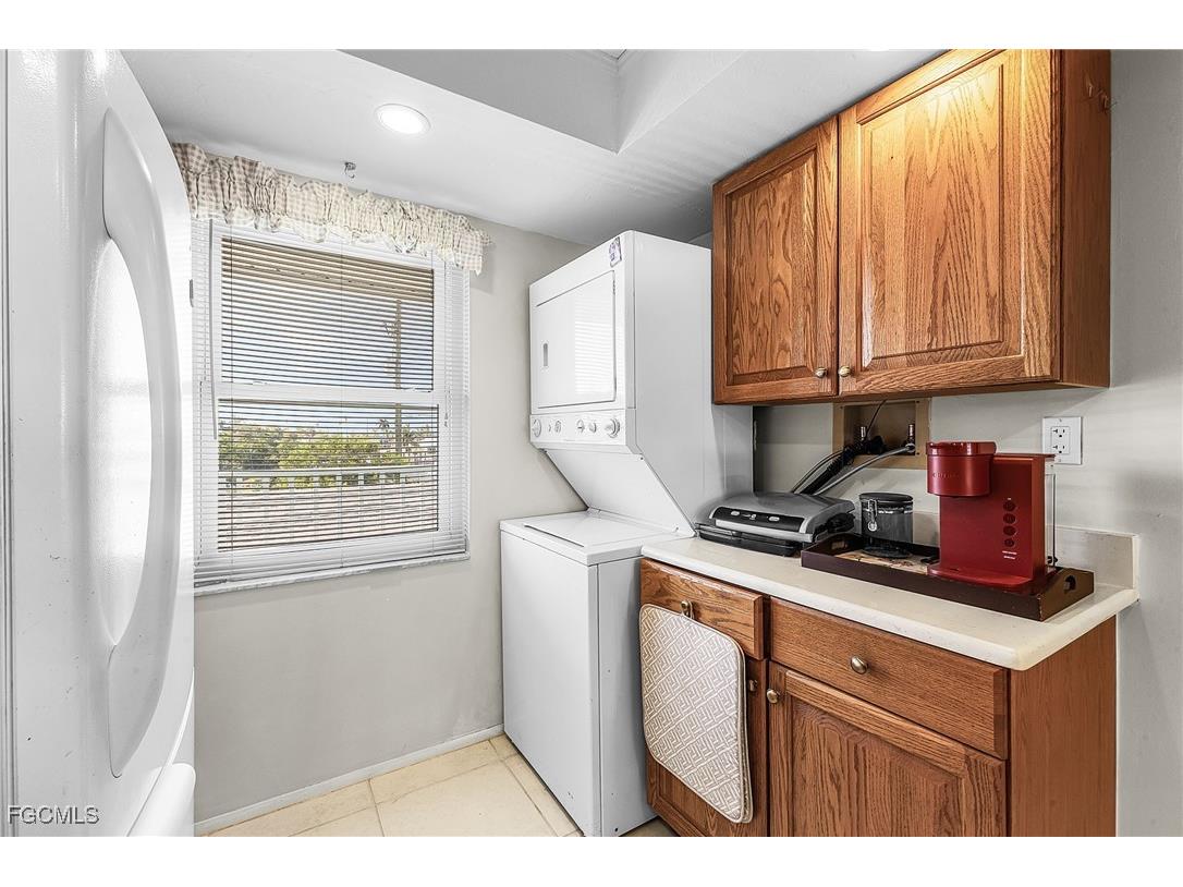 2888 Oleander Street #C4 Saint James City FL 33956 2025021066 image5