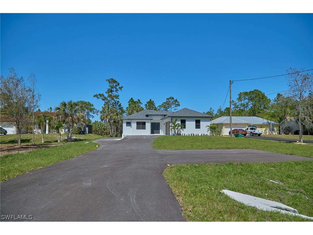 2889 47th Avenue NE Naples FL 34120 224022880 image1