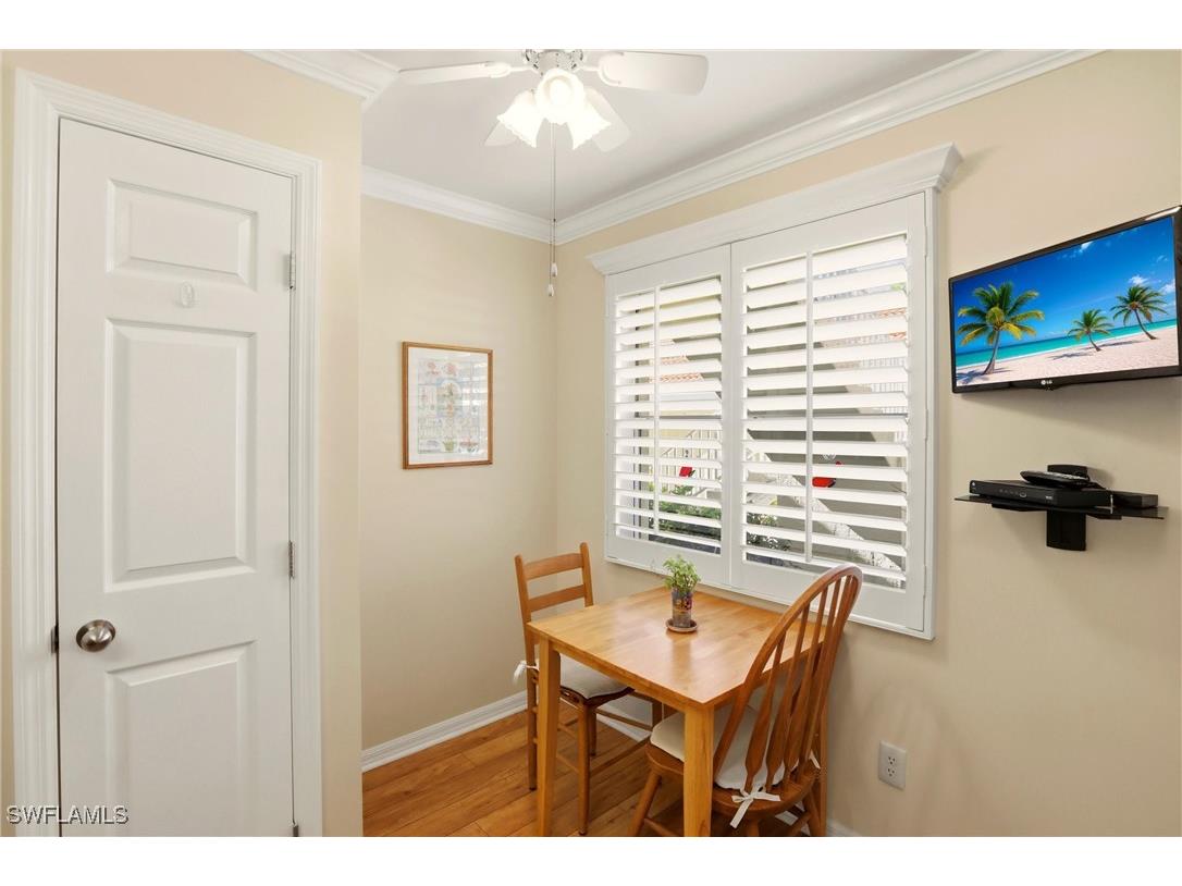 289 Robin Hood Circle #101 Naples FL 34104 226000145 image13