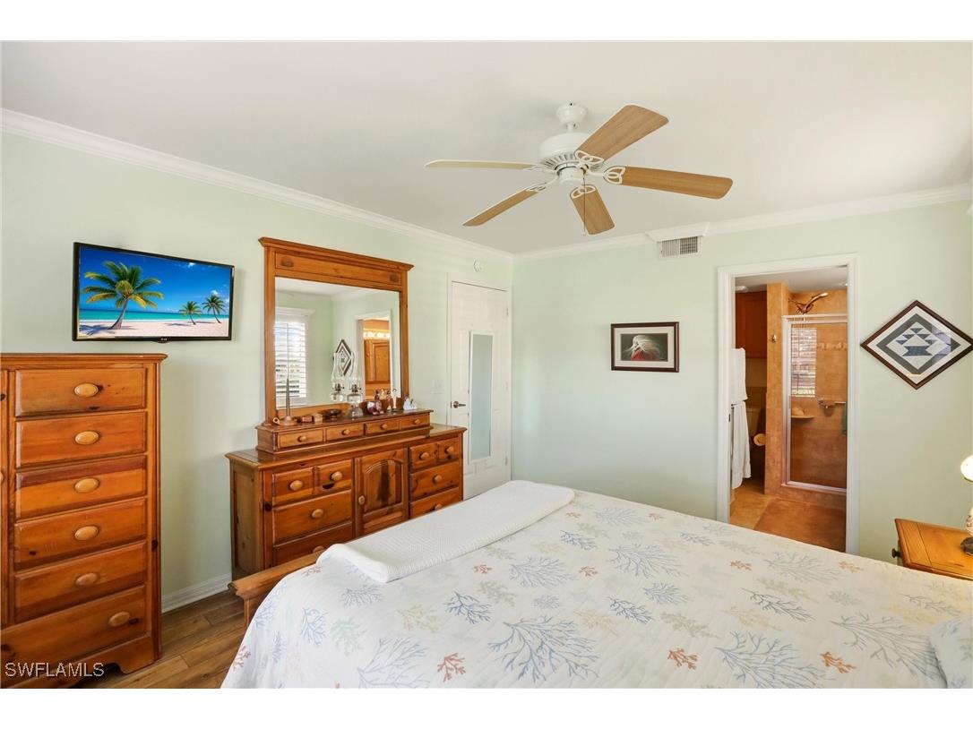 289 Robin Hood Circle #101 Naples FL 34104 226000145 image19