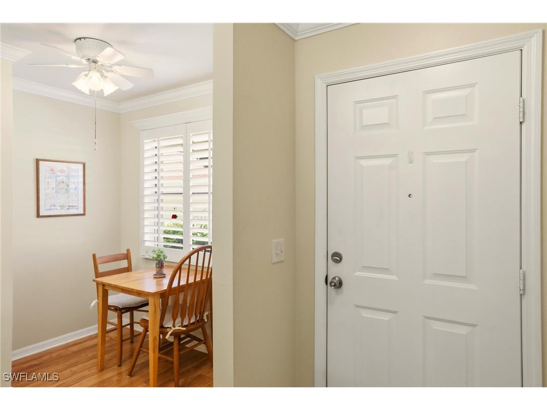 289 Robin Hood Circle #101 Naples FL 34104 226000145 image3