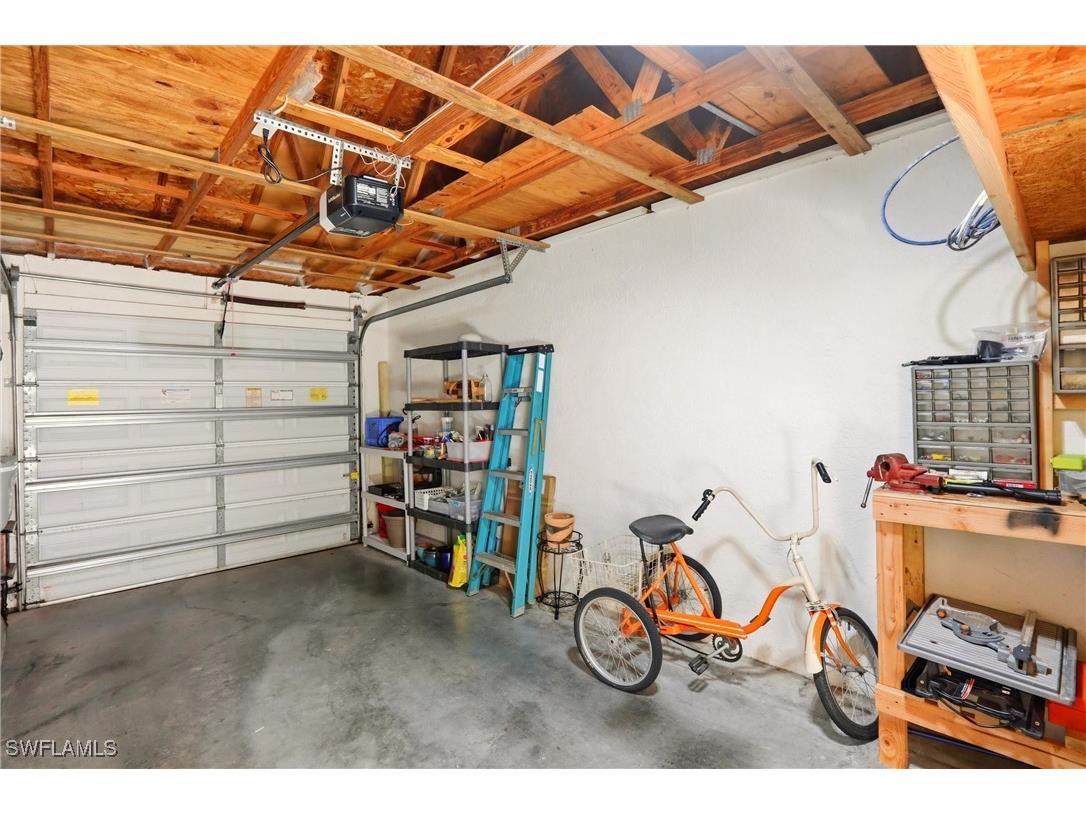 289 Robin Hood Circle #101 Naples FL 34104 226000145 image31