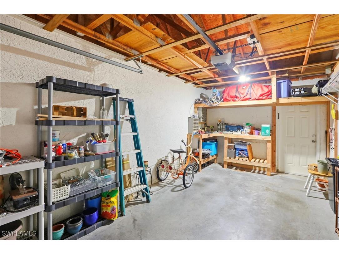 289 Robin Hood Circle #101 Naples FL 34104 226000145 image32