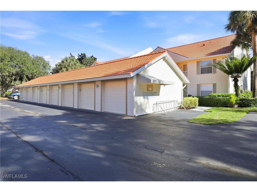 289 Robin Hood Circle #101 Naples FL 34104 226000145 image34