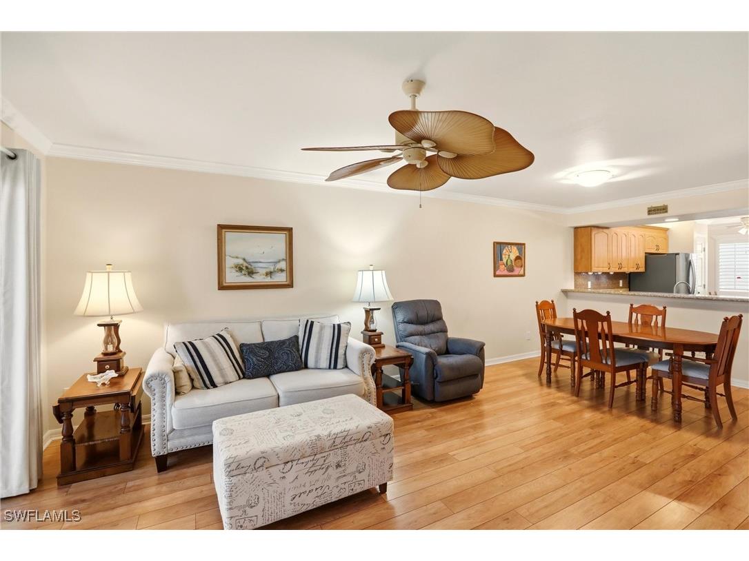 289 Robin Hood Circle #101 Naples FL 34104 226000145 image7