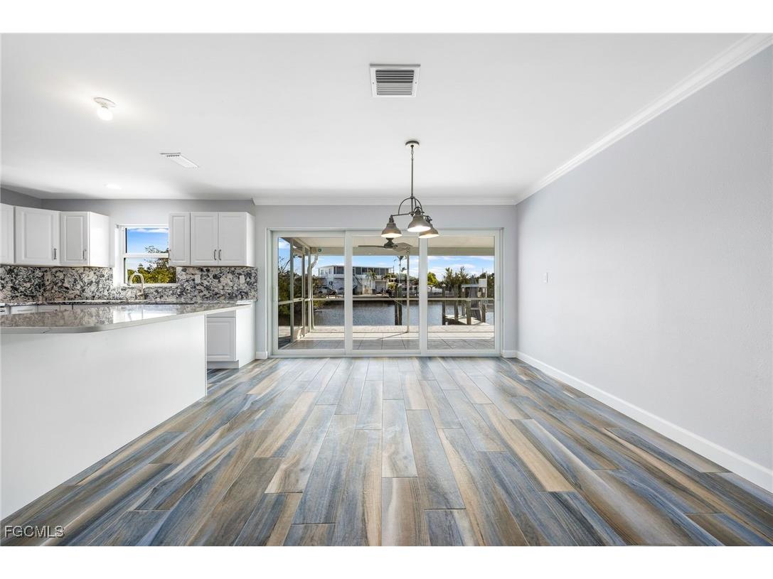 2892 Sanibel Boulevard Saint James City FL 33956 2025006593 image11