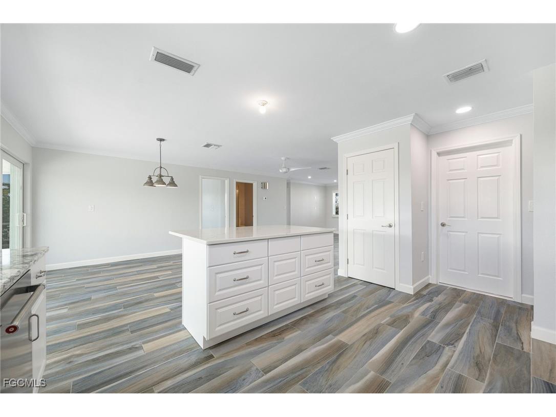 2892 Sanibel Boulevard Saint James City FL 33956 2025006593 image19