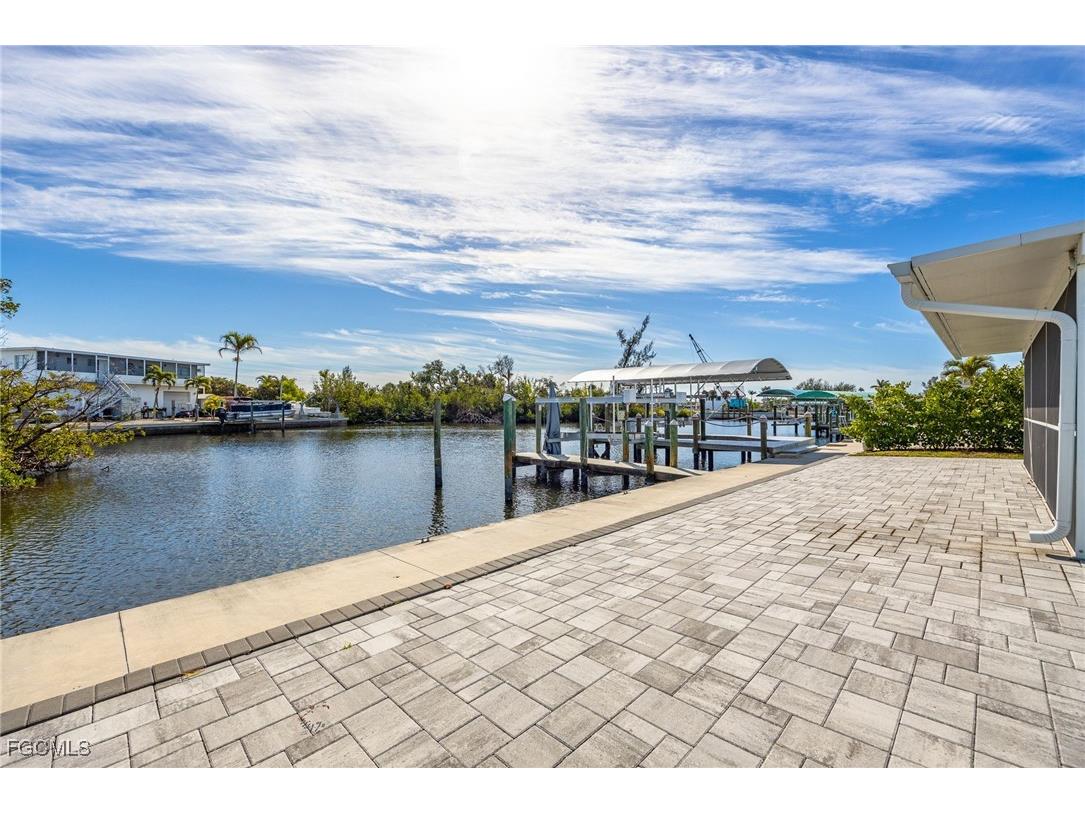 2892 Sanibel Boulevard Saint James City FL 33956 2025006593 image29