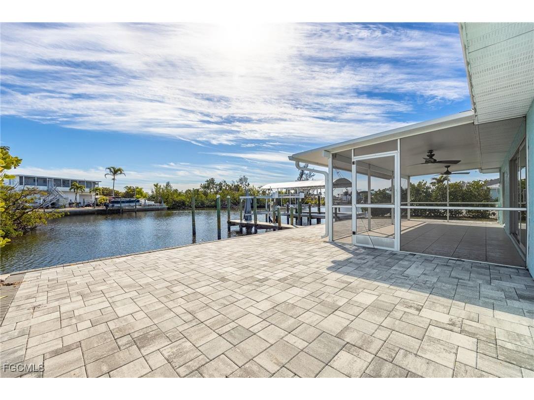 2892 Sanibel Boulevard Saint James City FL 33956 2025006593 image30