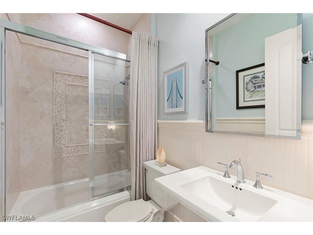 2892 Tiburon Boulevard E Naples FL 34109 226009054 image23