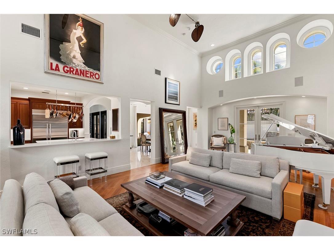 2892 Tiburon Boulevard E Naples FL 34109 226009054 image6
