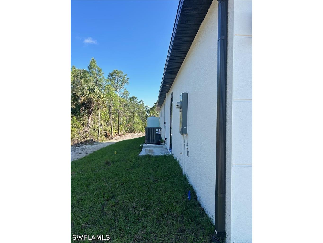 2894 43rd Avenue NE Naples FL 34120 226016581 image2