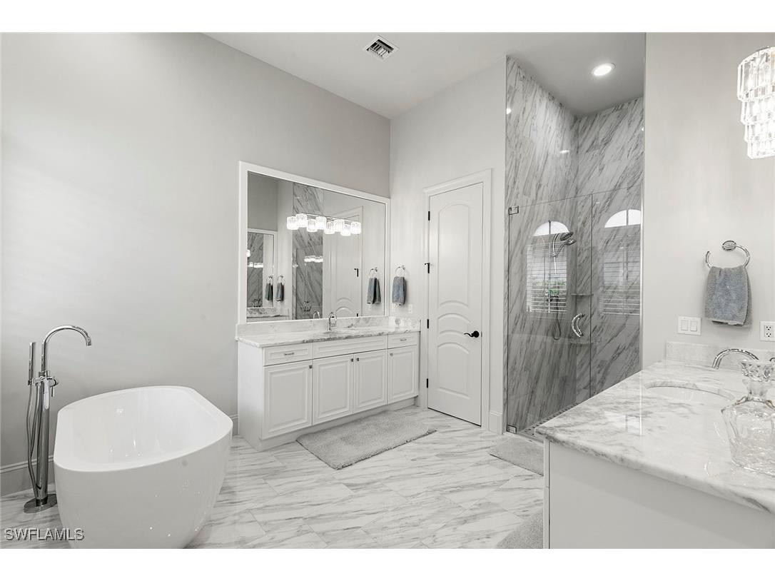 2896 Tiburon Boulevard E Naples FL 34109 225069896 image17