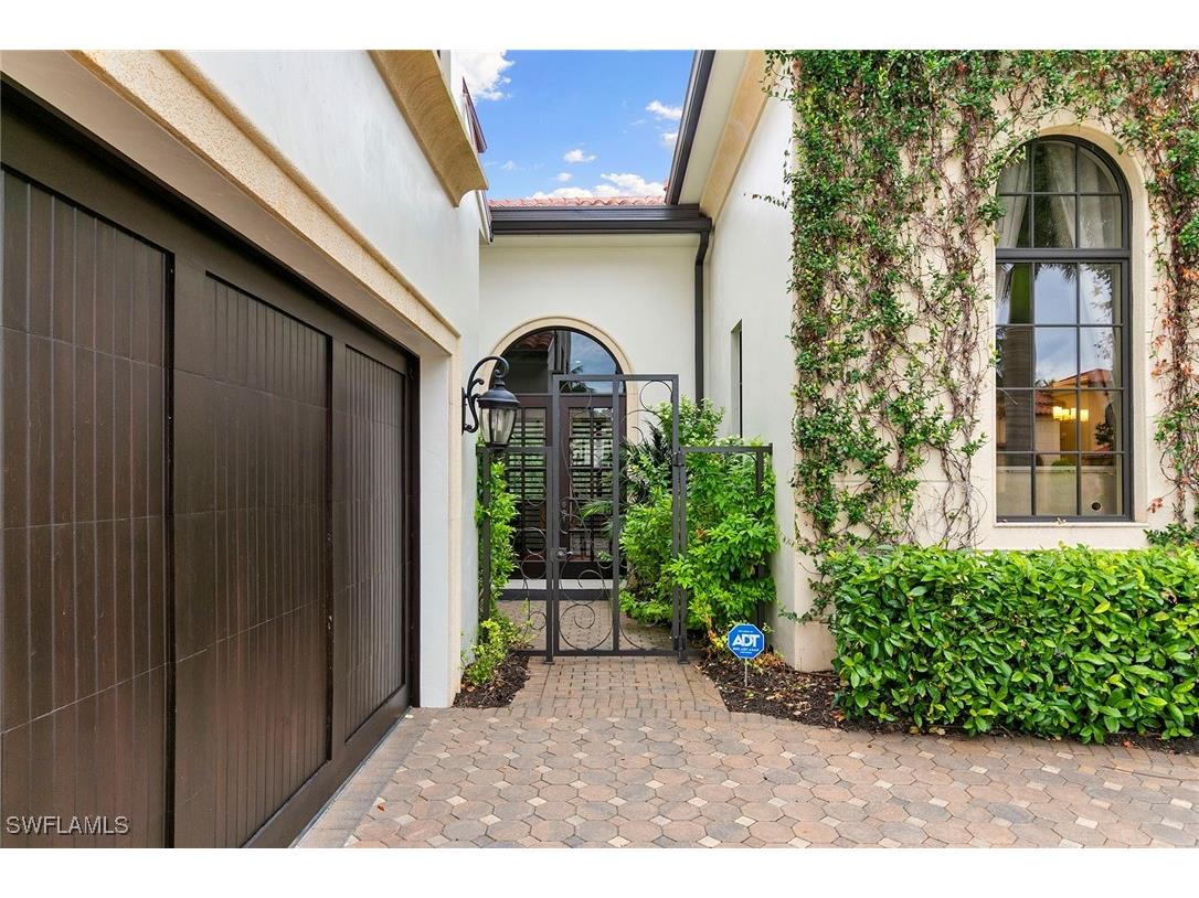 2896 Tiburon Boulevard E Naples FL 34109 225069896 image3