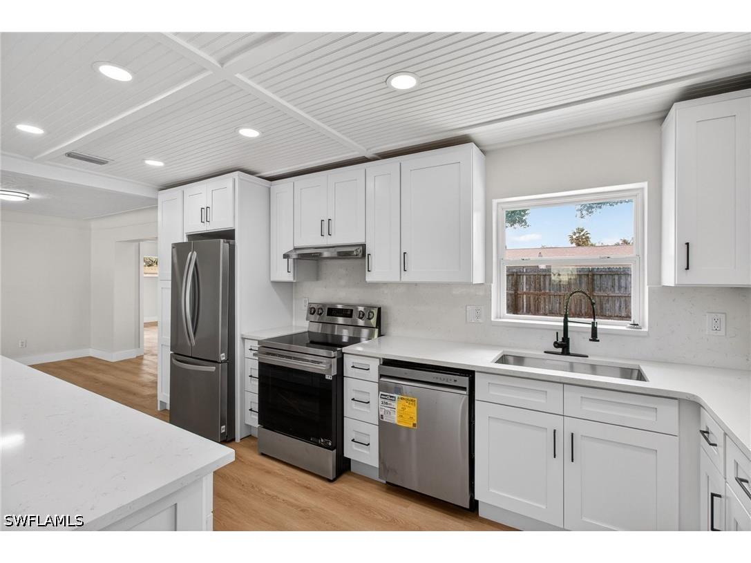 2897 66th Way N Saint Petersburg FL 33710 226018849 image14