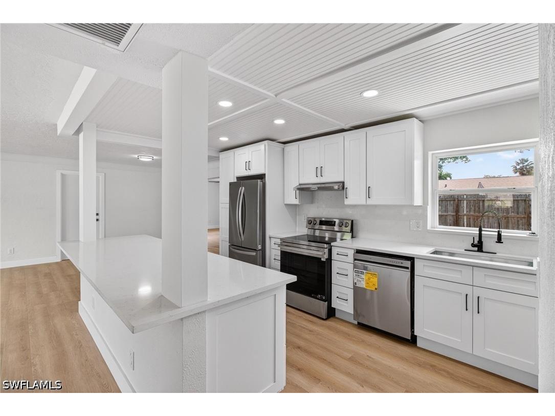 2897 66th Way N Saint Petersburg FL 33710 226018849 image15