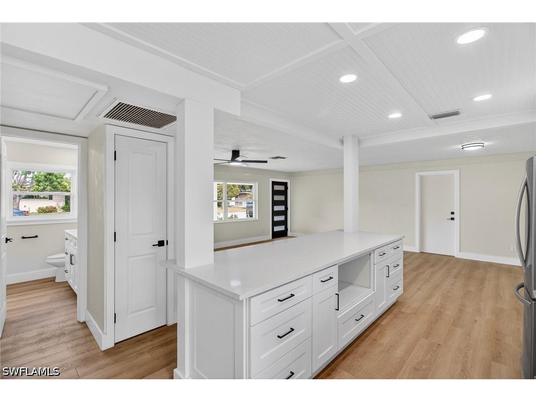 2897 66th Way N Saint Petersburg FL 33710 226018849 image17