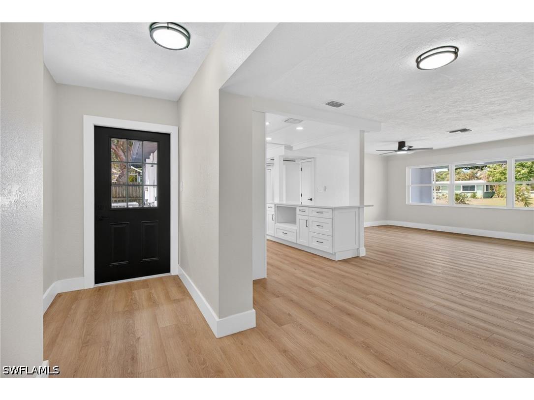 2897 66th Way N Saint Petersburg FL 33710 226018849 image24
