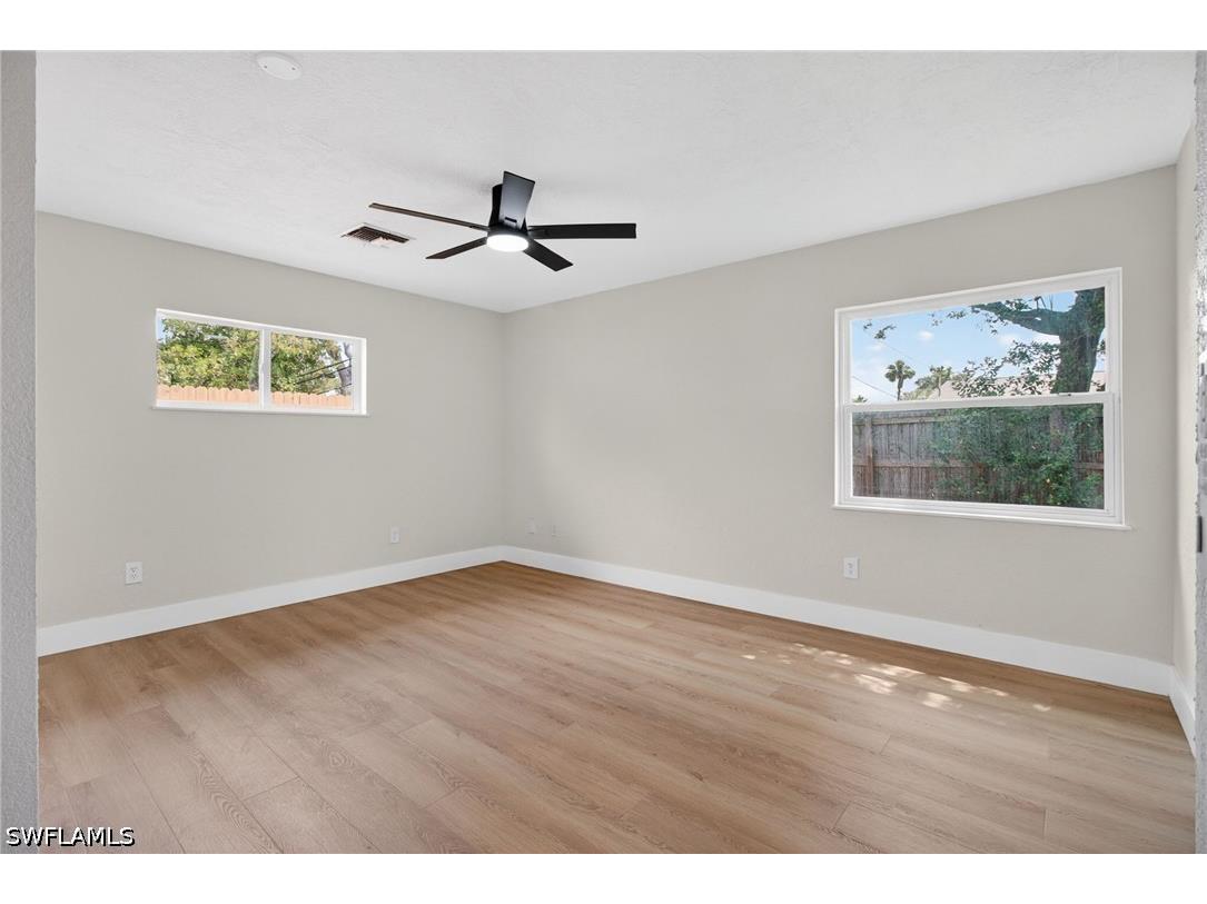 2897 66th Way N Saint Petersburg FL 33710 226018849 image25