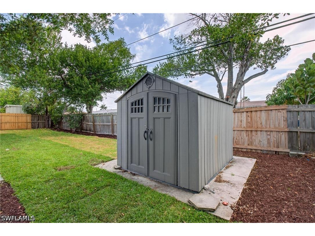 2897 66th Way N Saint Petersburg FL 33710 226018849 image33