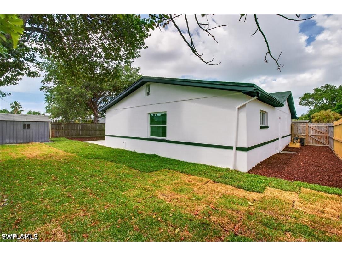 2897 66th Way N Saint Petersburg FL 33710 226018849 image35