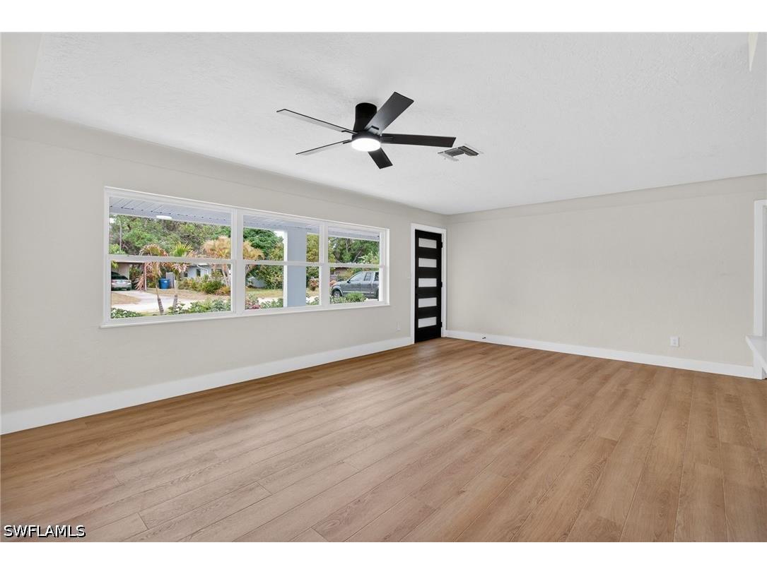 2897 66th Way N Saint Petersburg FL 33710 226018849 image7
