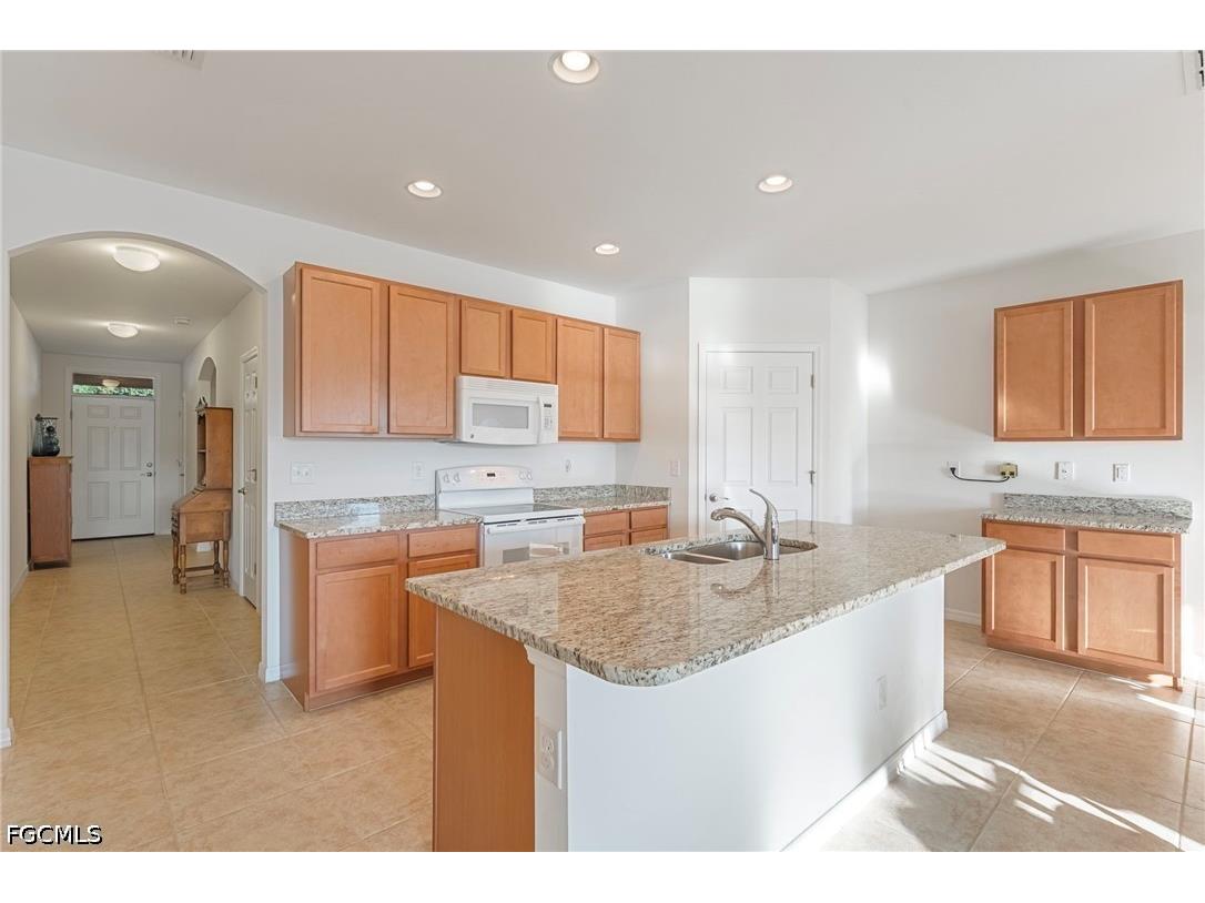 2897 Apple Blossom Drive Alva FL 33920 2026021385 image3