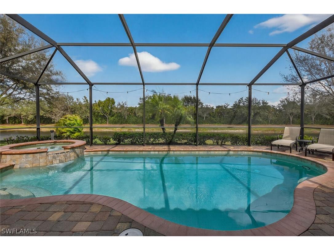 2898 Aviamar Circle Naples FL 34114 226010804 image2