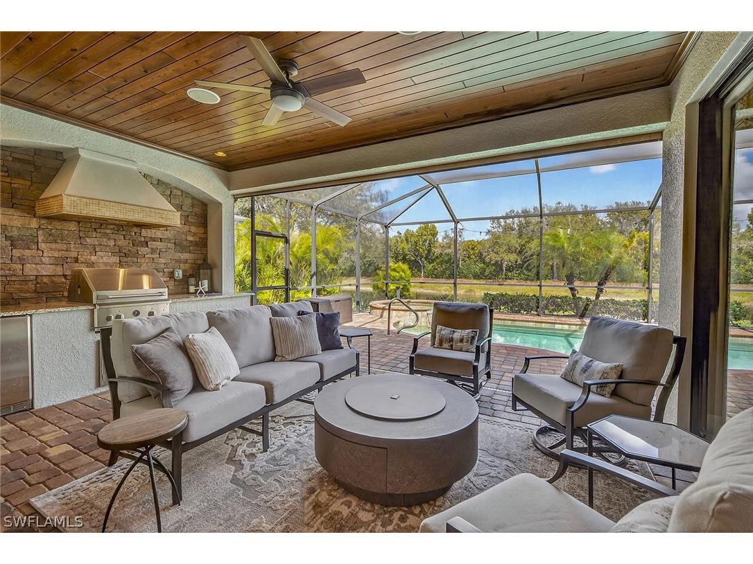 2898 Aviamar Circle Naples FL 34114 226010804 image21